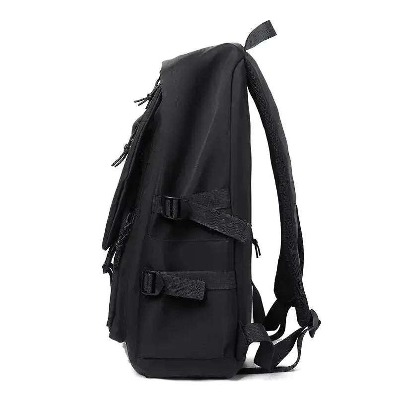 One 15 Inch Polyester Waterproof Solid Color Simple Men Backpack