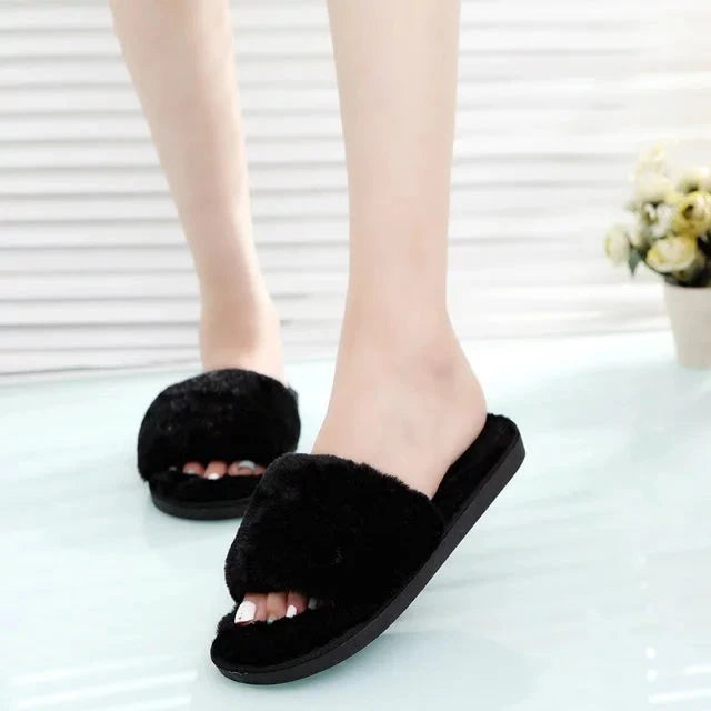 Winter Slippers Women's Fashion Cross Fluffy Leather Slippers
Home Slide Platform Flat Indoor Women's Shoes