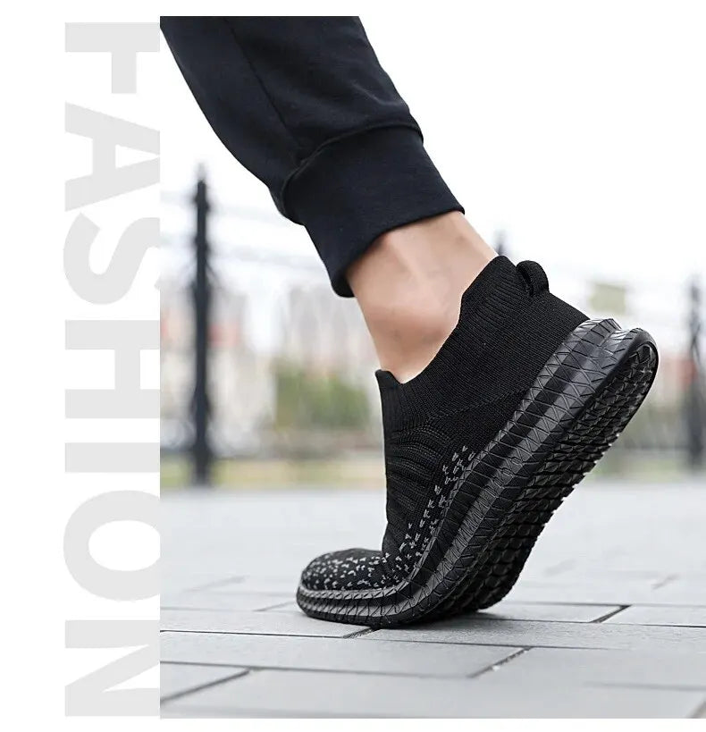 Breathable Men's Sneakers 
Comfortable Running male Shoes