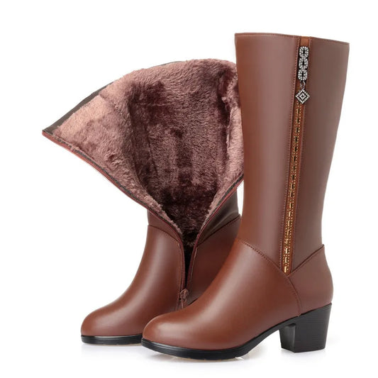 Women winter boots with genuine leather 
female motorcycle boots with warm wool