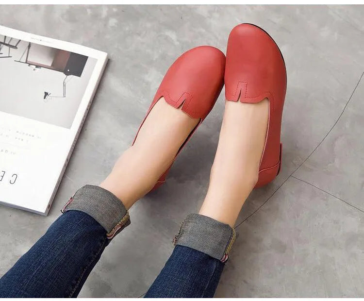 Women shoes for spring withs genuine leather 
casual sweet women flat shoes