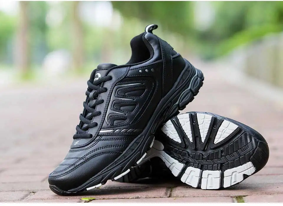 Men Running Shoes 
Outdoor Jogging Trekking Sneakers