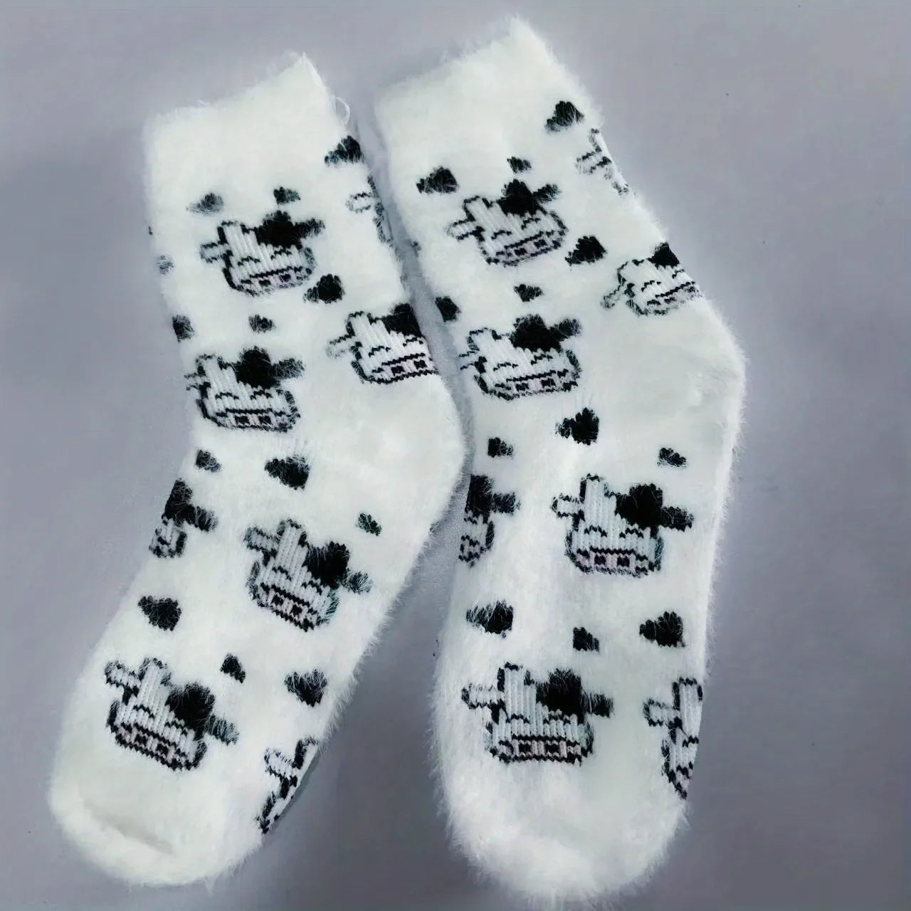 2 Pairs Cute Cow Spots Print Socks
Thickened & Warm Coral Fleece Socks