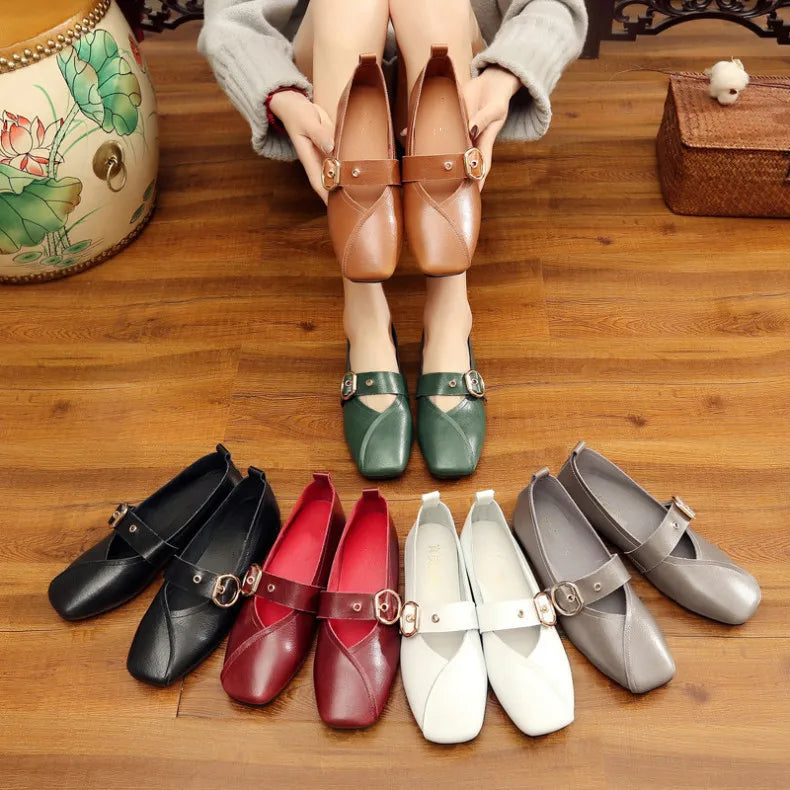 Ladies Spring Shoes, Genuine Leather 
Mother Flat Shoes, Casual & Comfortable Women Shoes