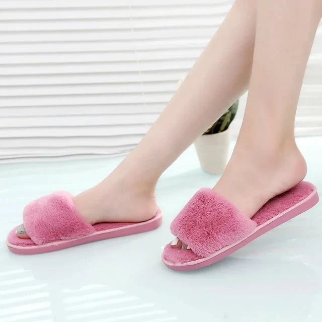 Winter Slippers Women's Fashion Cross Fluffy Leather Slippers
Home Slide Platform Flat Indoor Women's Shoes