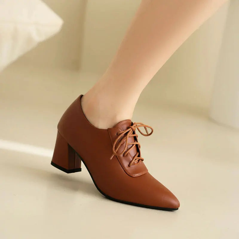 Women Pumps Pointed Toe Chunky Heels 6cm Lace Up