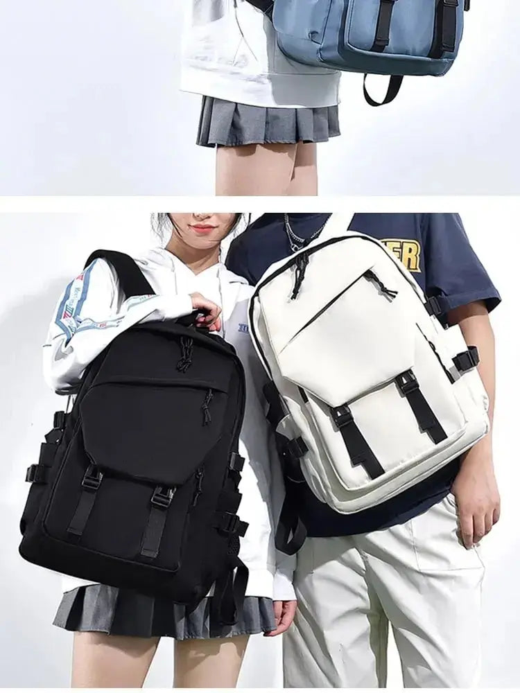 One 15 Inch Polyester Waterproof Solid Color Simple Men Backpack