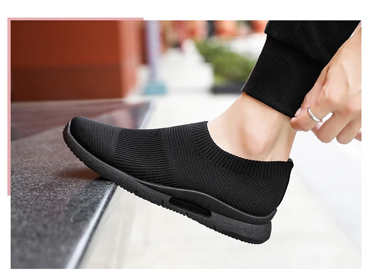 Woman's Light Running Shoes 
Jogging Shoes, Breathable Women Sneakers, just Slip On