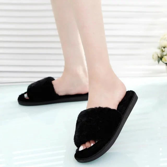 Winter Slippers Women's Fashion Cross Fluffy Leather Slippers
Home Slide Platform Flat Indoor Women's Shoes