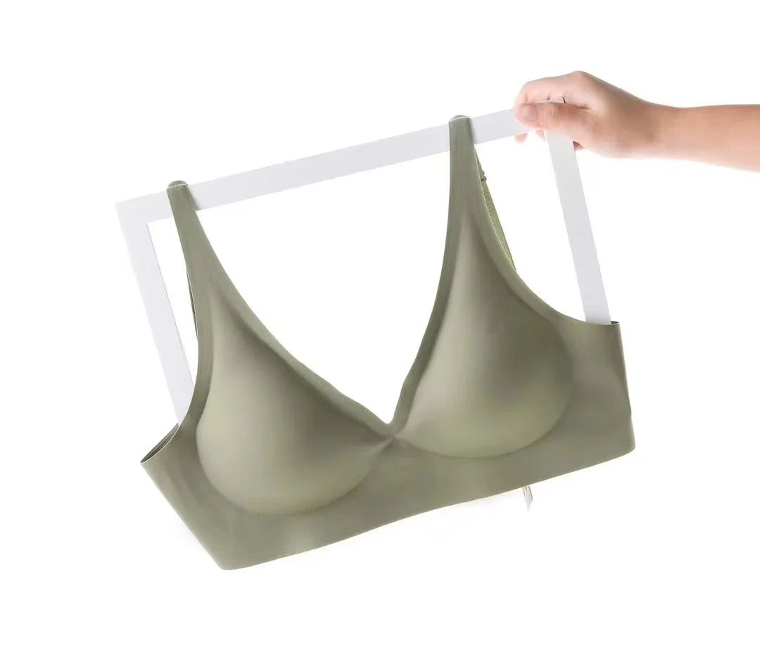 Seamless Ladies Underwear, V-neck, No Steel Ring for Small Chest  Bra
Gathered Adjustable Small & Comfortable Thin Top Bra