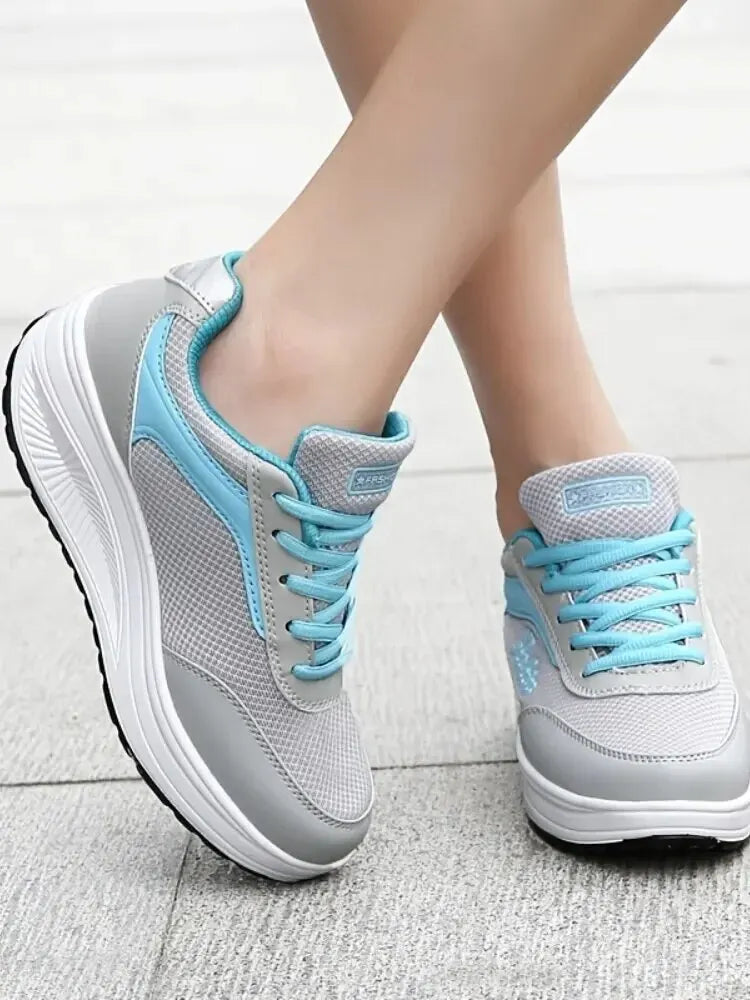 Women Sneakers High Quality 
Flats Shoes for Women with Platform